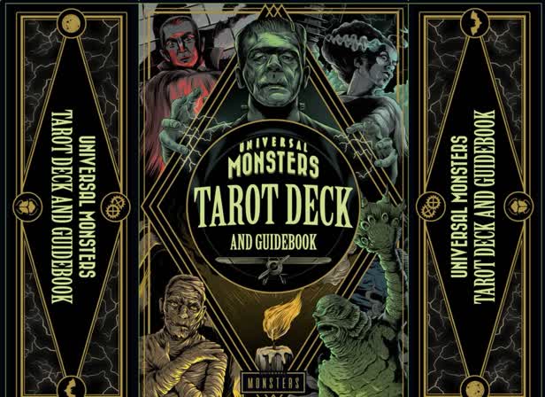 UniversalMonsters9_Tarot_Box_Final.jpg