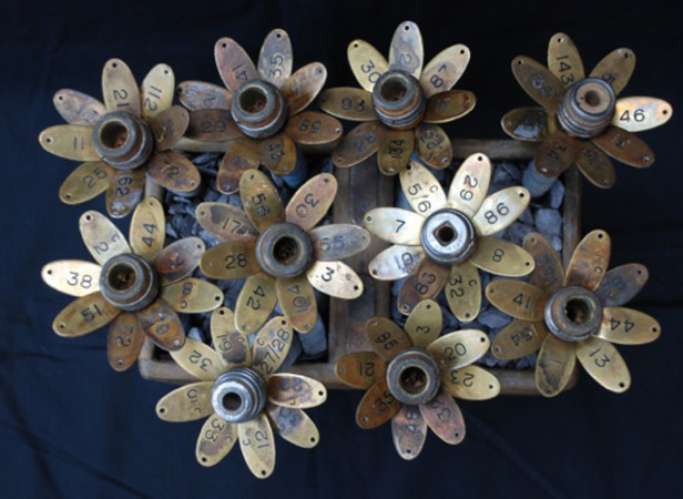 Brass Flower Set