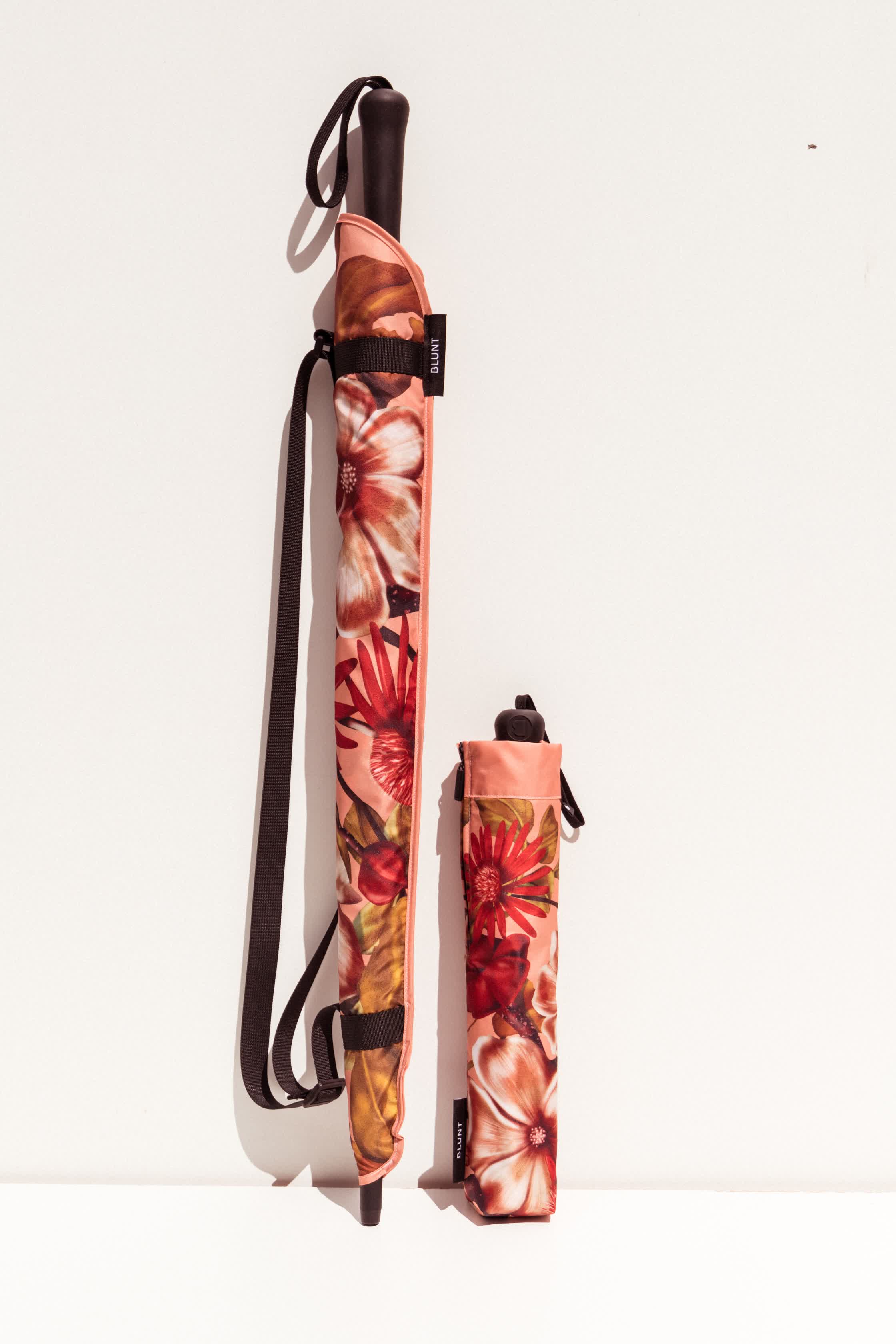 Kelly Thompson Blunt Umbrellas 24_1.jpg
