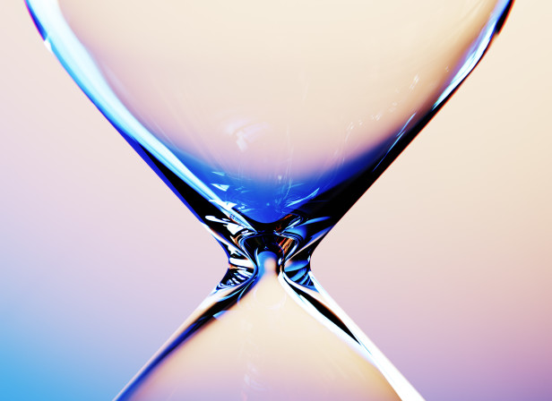 pcrowther_houglass_CACM_cover.jpg