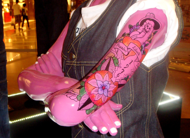 LEE Mannequin Tattoos Hong Kong